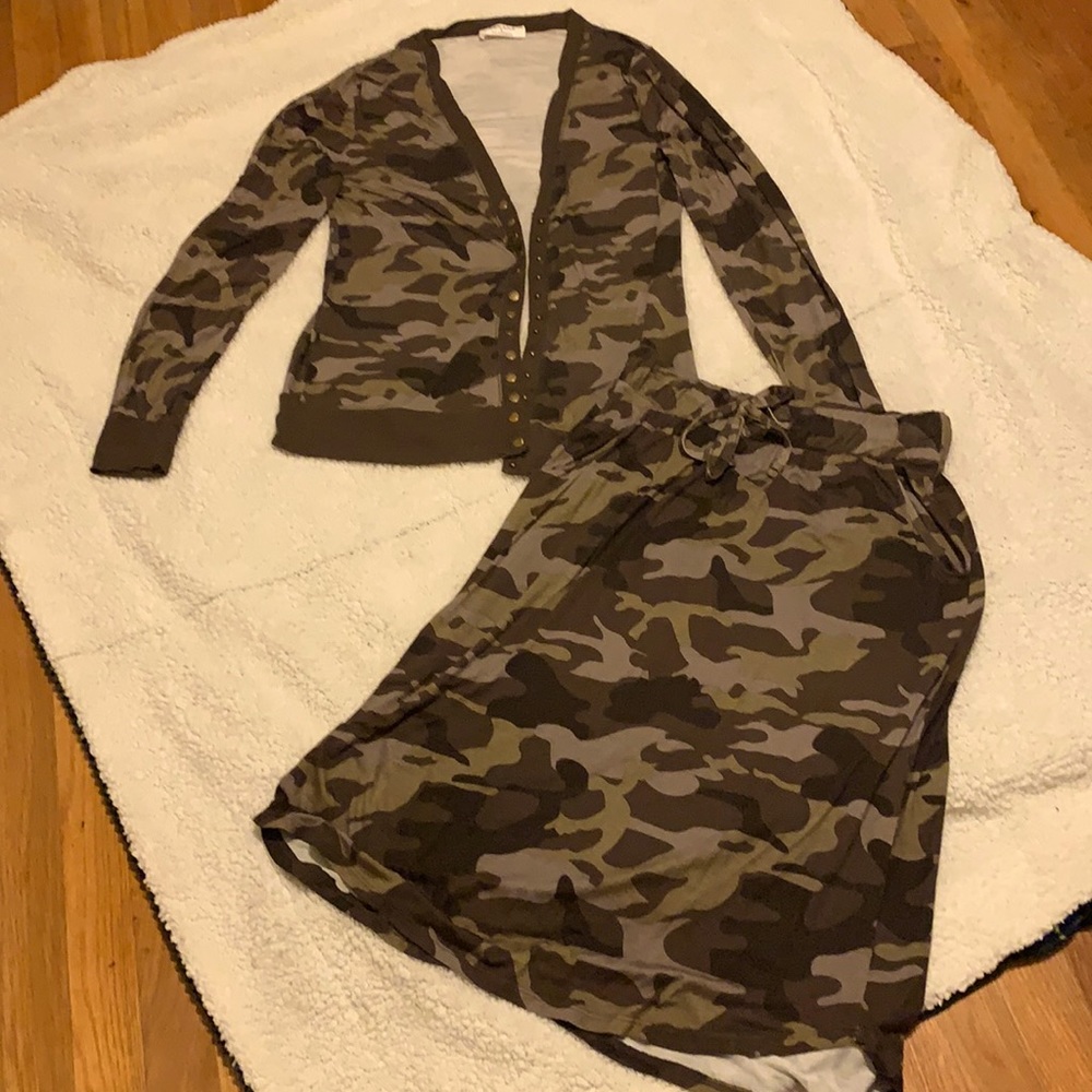 Camo set